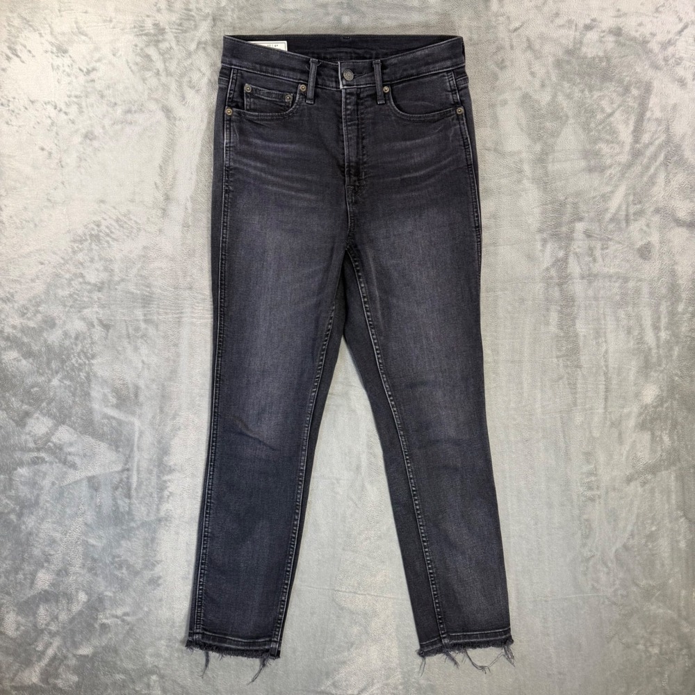Gap Vintage Slim High Rise Jeans Women's Size 27 / 4R Black Denim Pants